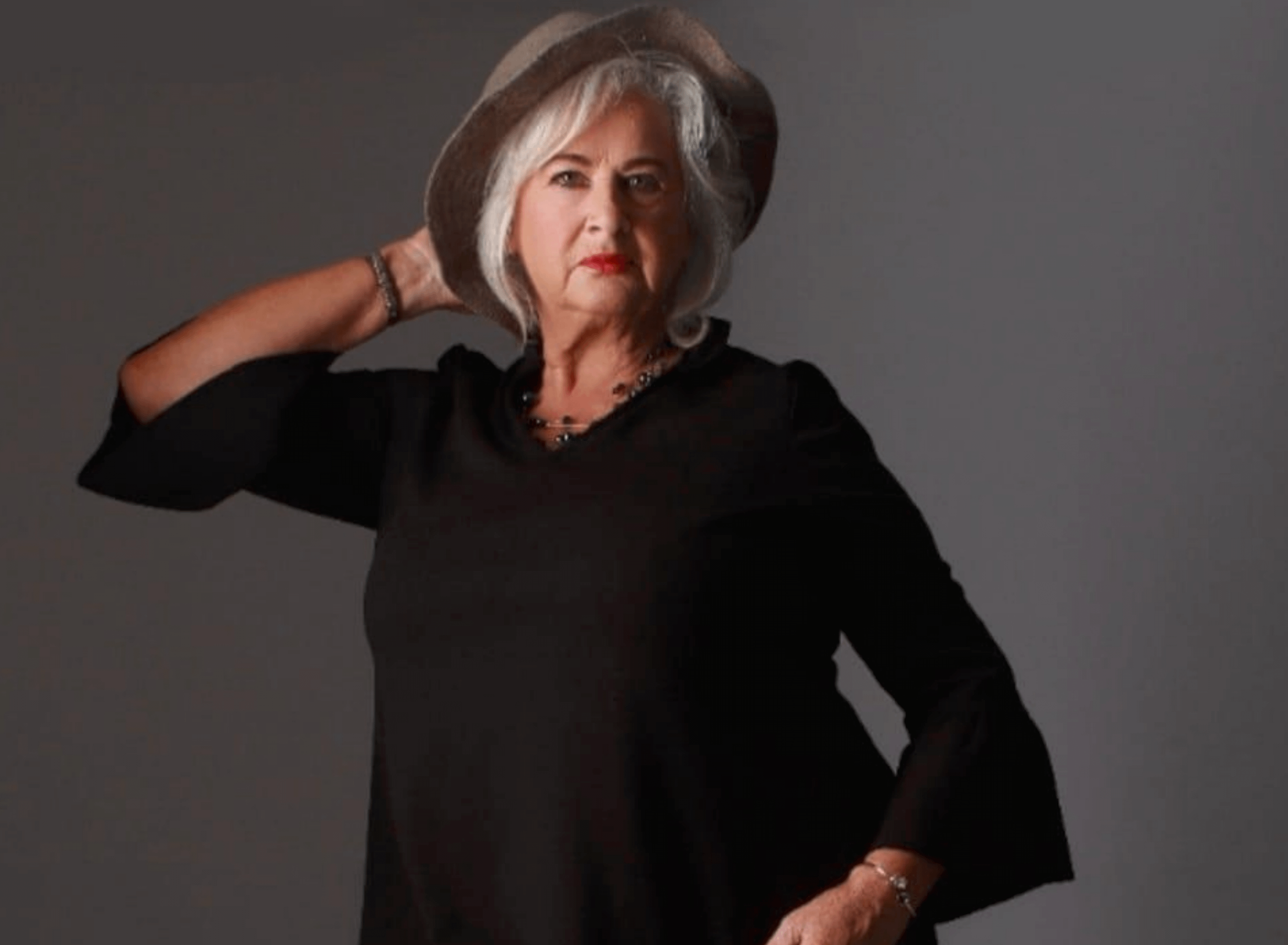 Janis-review-for-SUPER-YOU-AWARD